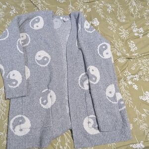 No Boundaries Gray Yin Yang Women's Cardigan
